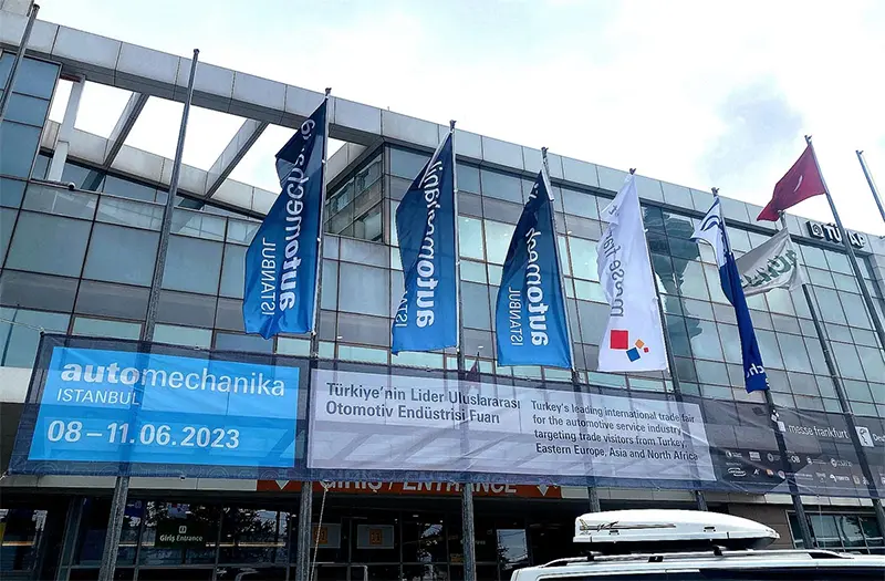 Luxfighter Lead Lead Headlight Cread Troach to Automankeika Istanbul 2023