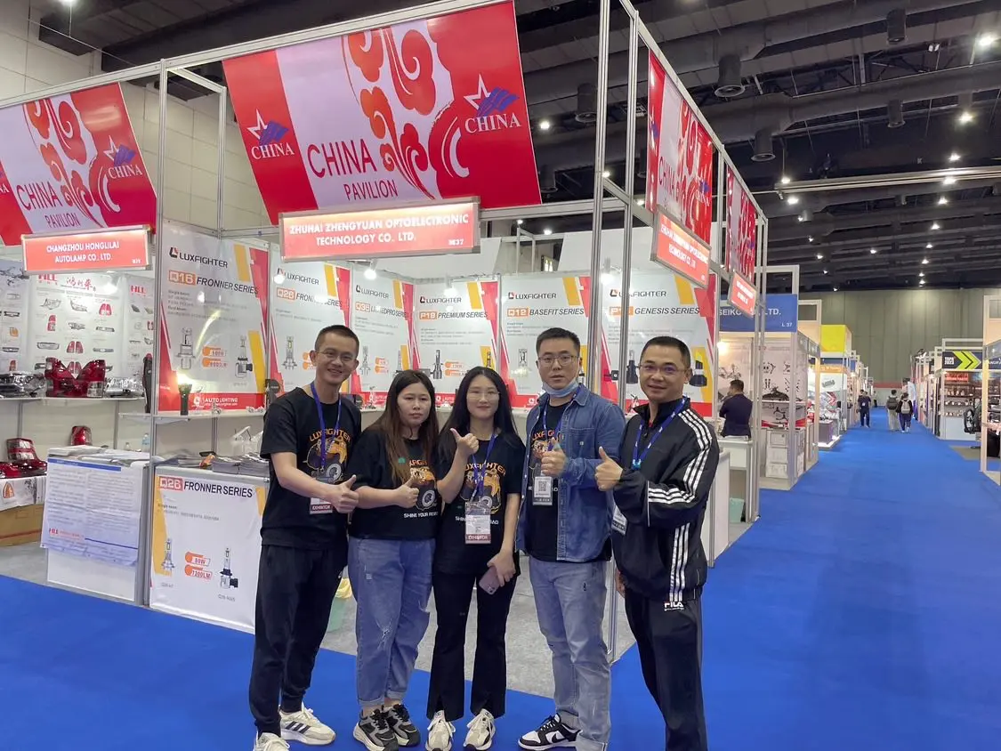 Luxfighter بقيادة المصابيح الأمامية Shining Thailand Tapa 2023